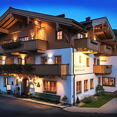 Ξενοδοχείο Erbhof Anderlhof 3*